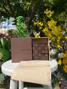 Louis Vuitton Monogram Compact Wallet - Brown & Gold